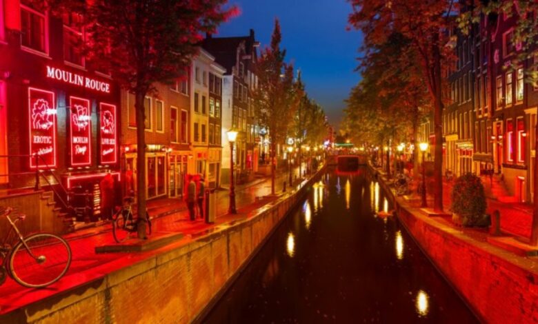 червените фенери амстердам