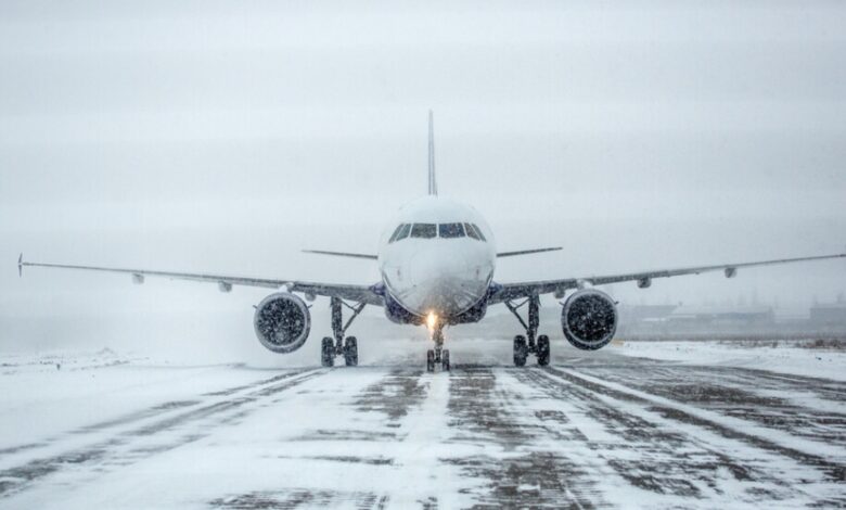 самолет сняг