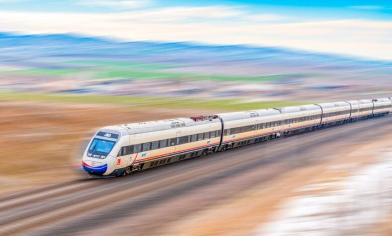 високоскоростен влак турция