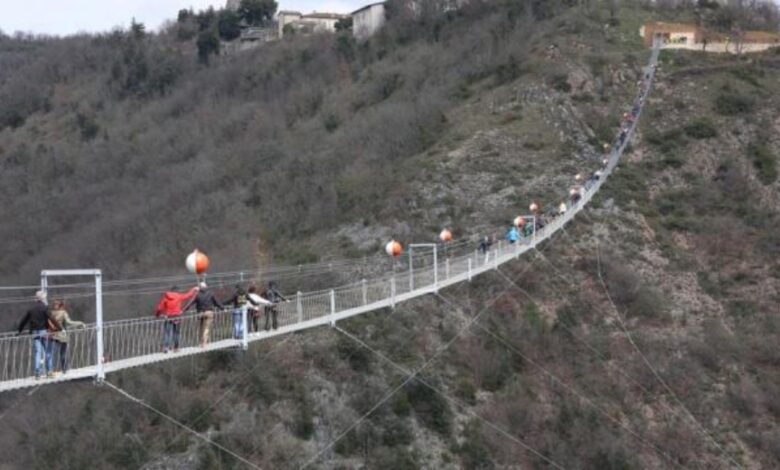 висящ мост италия